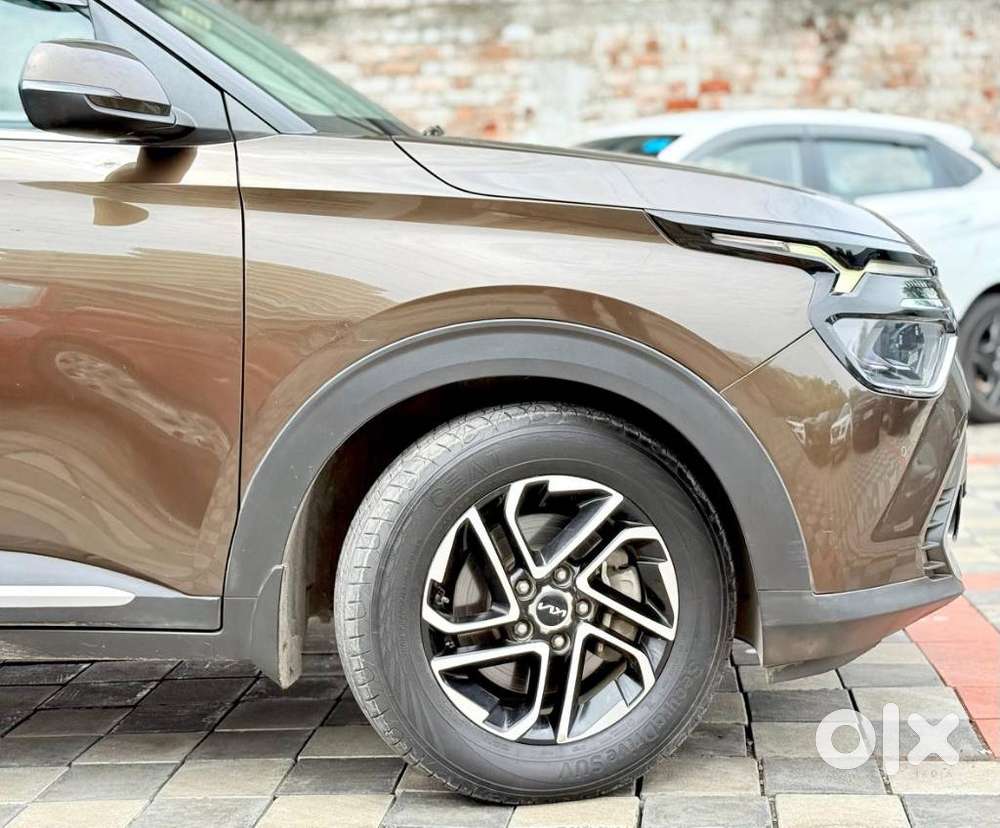 Kia Carens 1.5 Luxury Plus Diesel 6 Str, 2022, Diesel