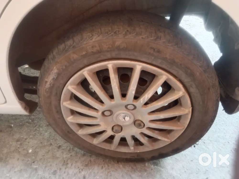 Maruti Suzuki Wagon R Vxi कार बिकाऊ है लेने के लिए हमसे संपर्क करें