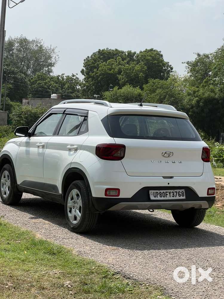 Hyundai Venue S 1.2 Petrol, 2021, Petrol
