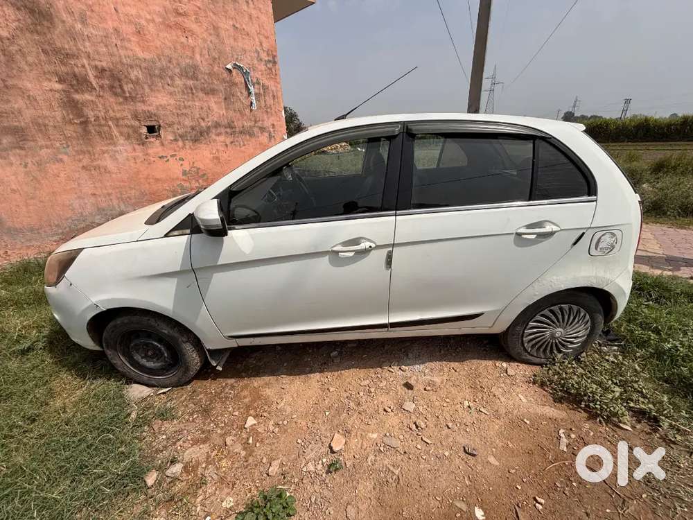 Tata Bolt Xm Revotron 2015 Model