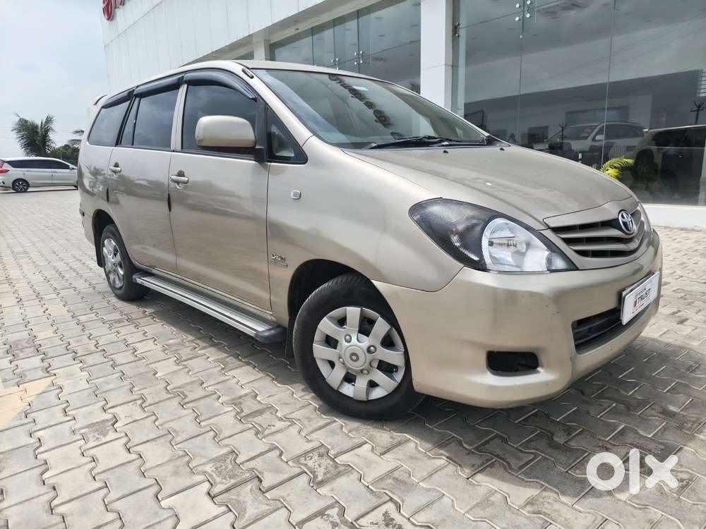 Toyota Innova 2.5 G4 Diesel 8-seater, 2011, Diesel