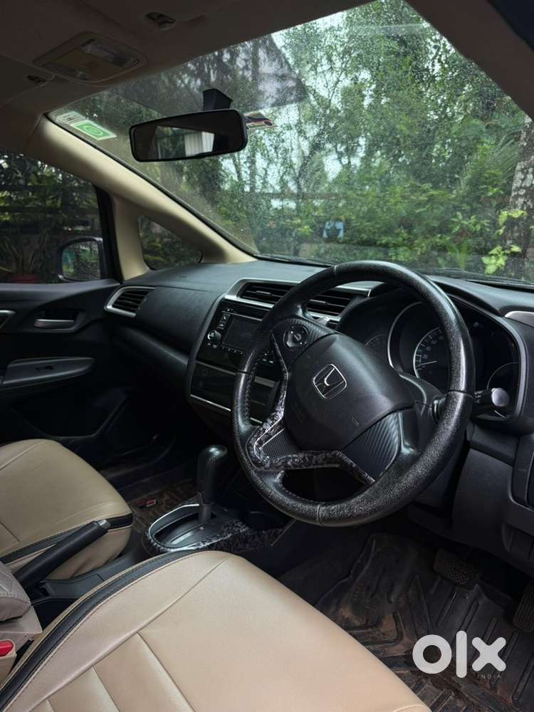 Honda Jazz Petrol Automatic 2015