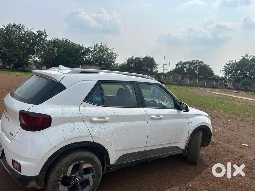Hyundai Venue 2022 Petrol Good Condition