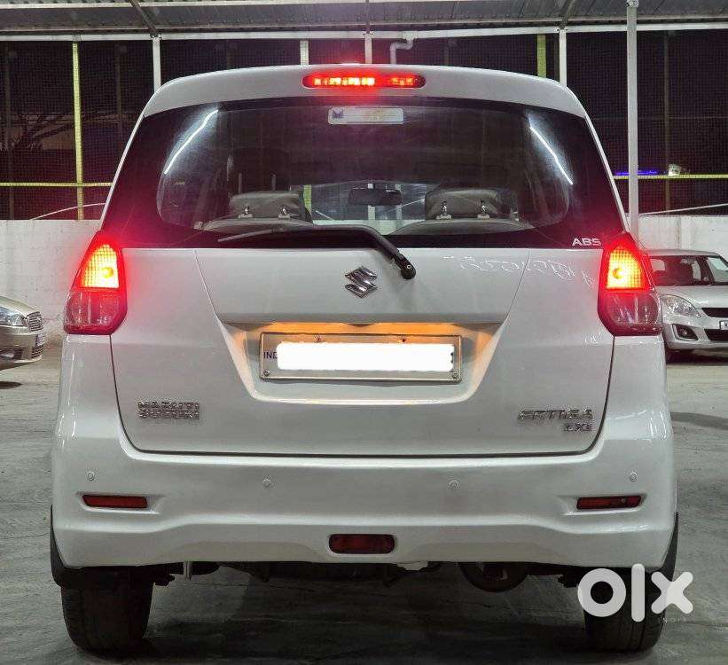 Maruti Suzuki Ertiga Zxi Shvs, 2012, Petrol