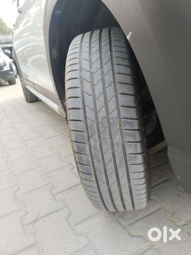 Maruti Suzuki Xl6 Zeta At, 2021, Petrol