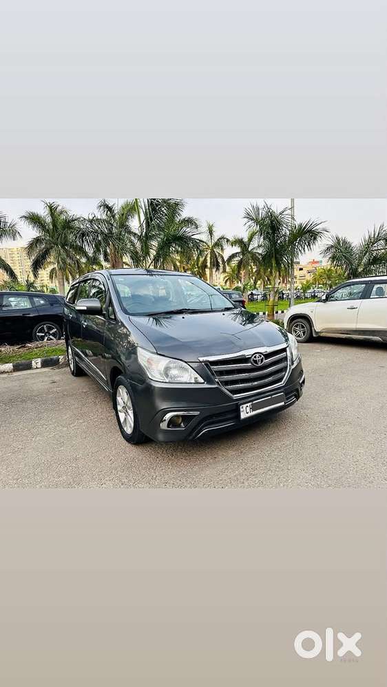 Toyota Innova 2.5 V 2015