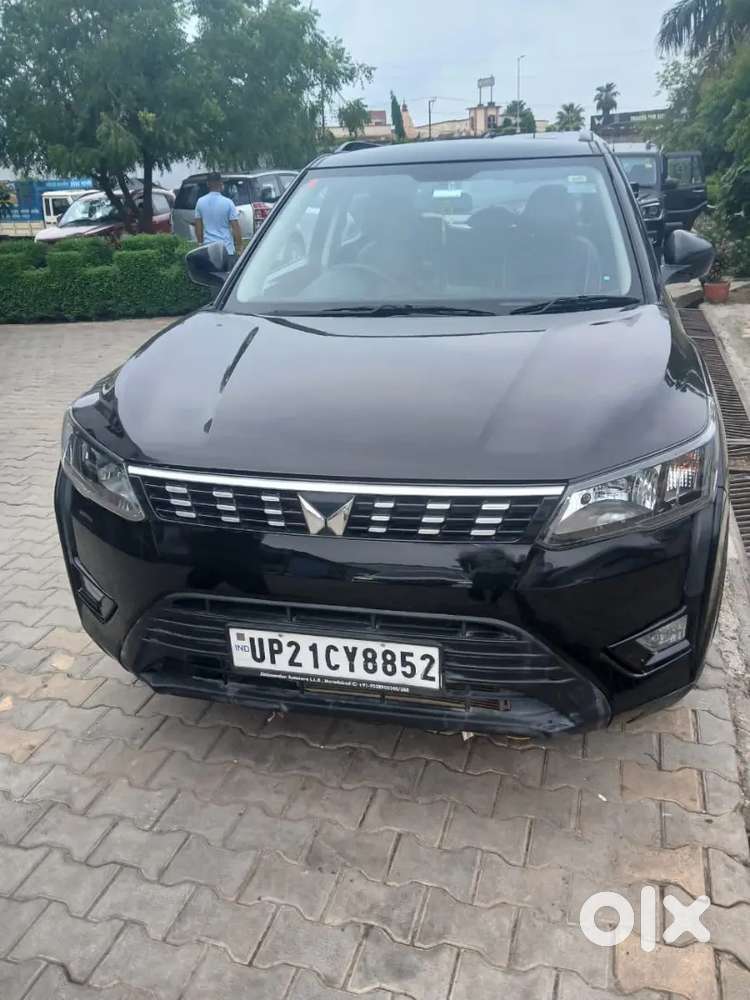 Mahindra Xuv300 W6 Turbosport 2023 Petrol Well Maintained