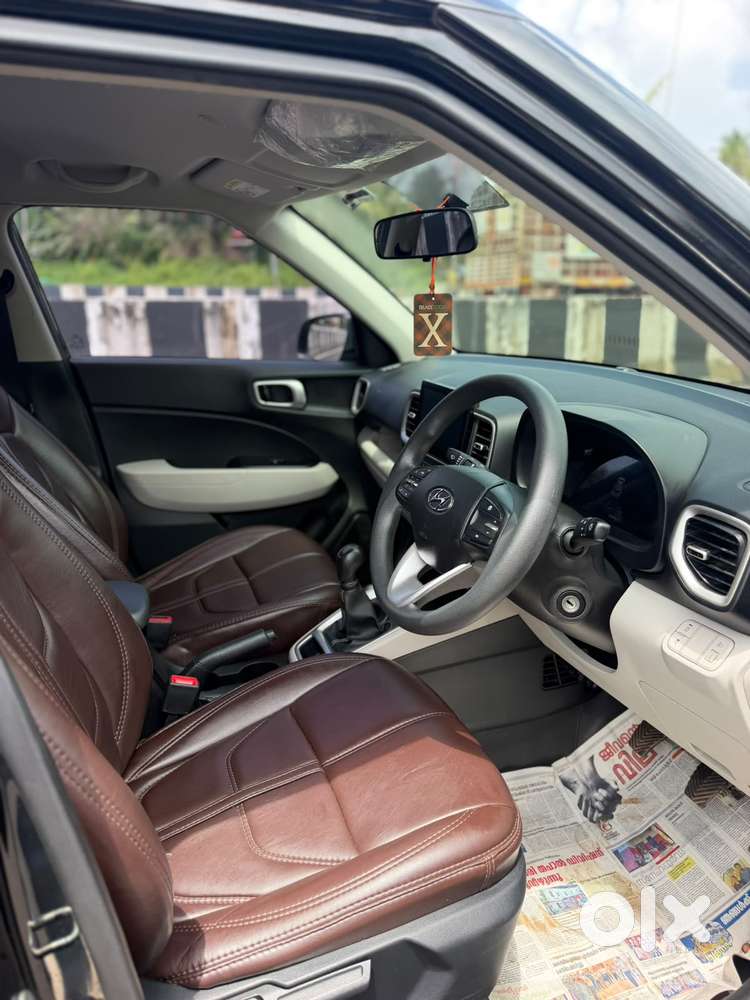 Hyundai Venue 1.2 S Plus, 2023, Petrol