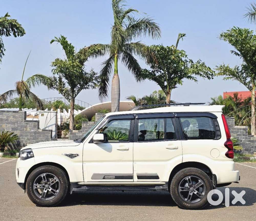 Mahindra Scorpio Classic 2.2 S 11 Mt 7 Cc, 2023, Diesel
