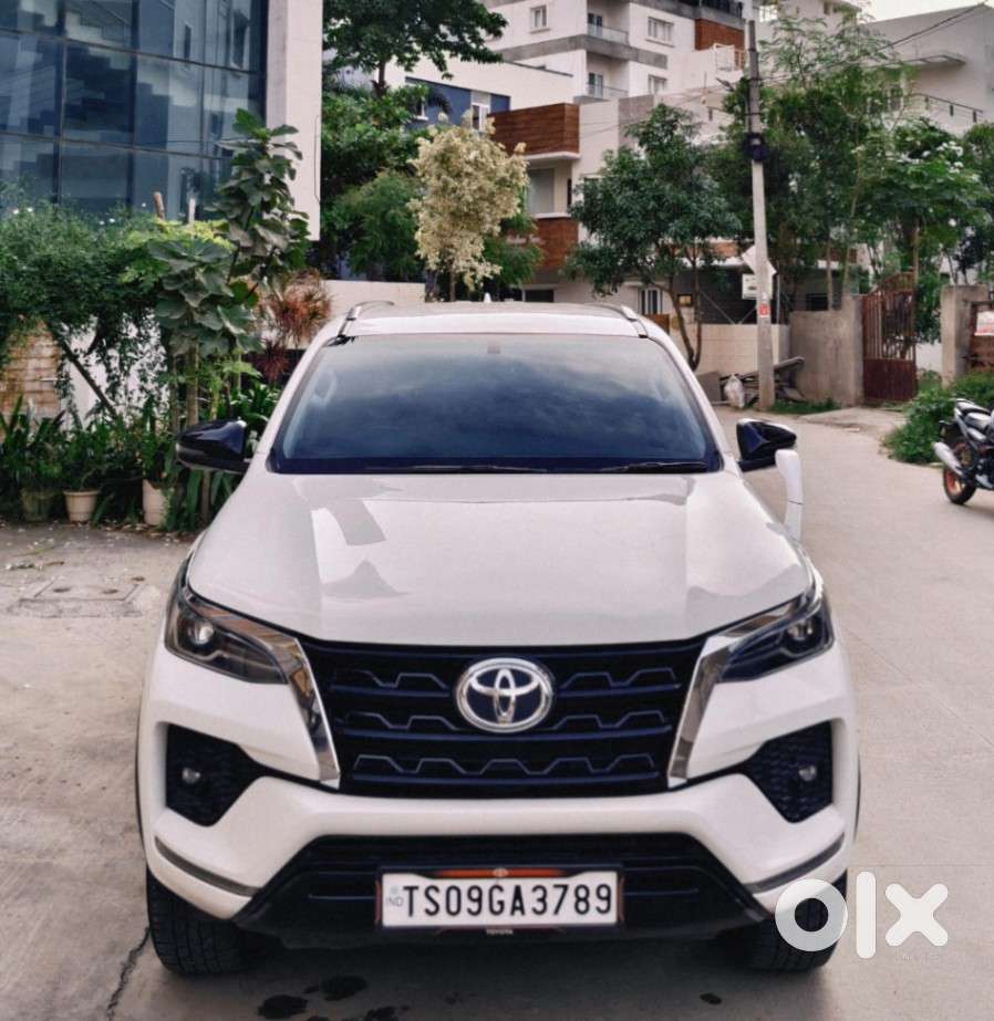 Toyota Fortuner 4x2 At 2.8 Diesel, 2022, Diesel