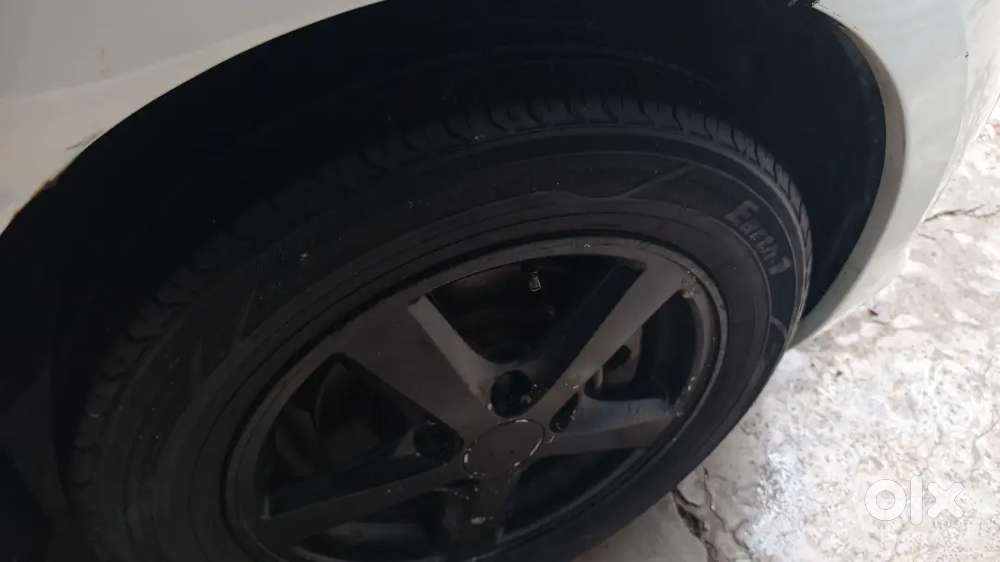 Maruti Suzuki Ertiga Vdi 2012 Tax 2027