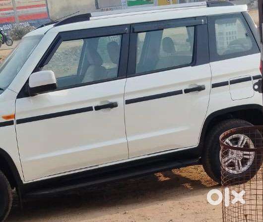 Mahindra Bolero Neo N10