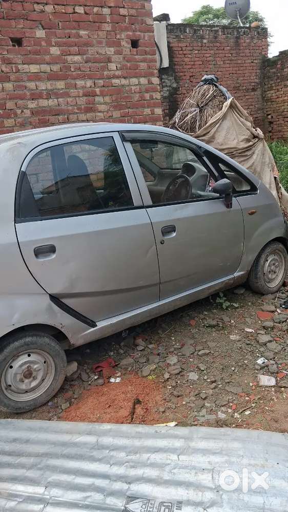 Tata Nano Xe Petrol 2011