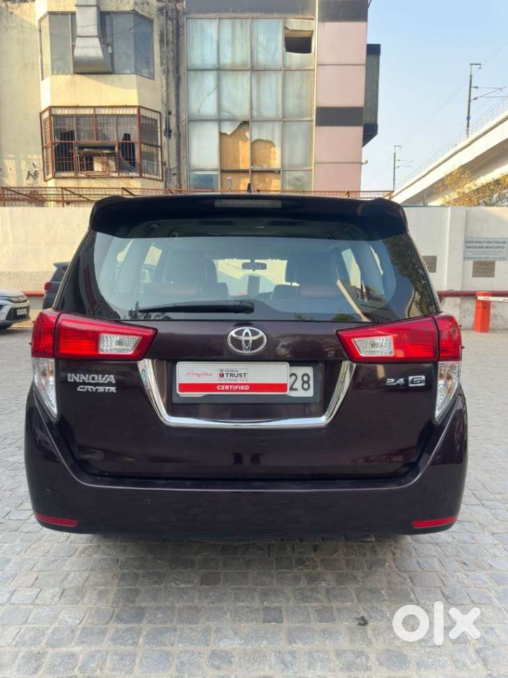 Toyota Innova Crysta [2020-ongoing] 2.4 Gx At 7 Str, 2021, Diesel