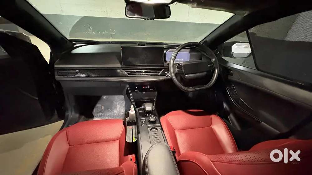 Tata Nexon Ev 2024. Red Dark Edition