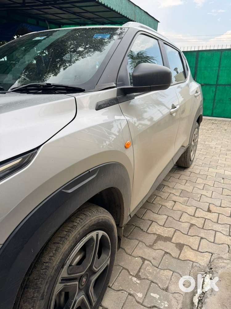 2023 Nissan Magnite Petrol Manual