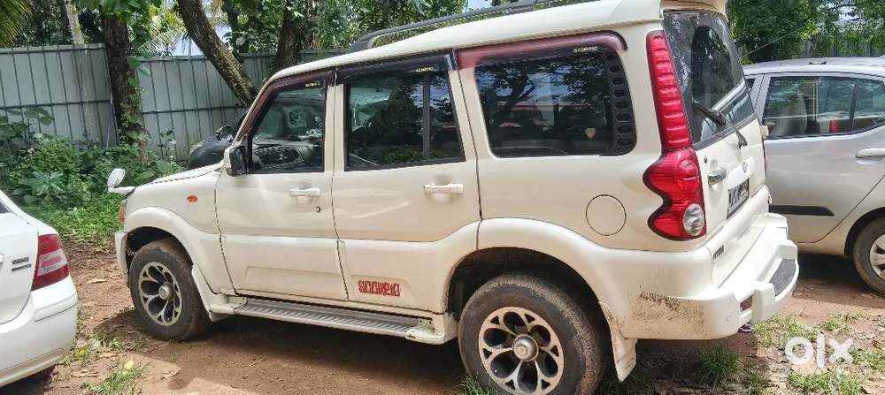 Mahindra Scorpio  2.2 S Mt 2010
