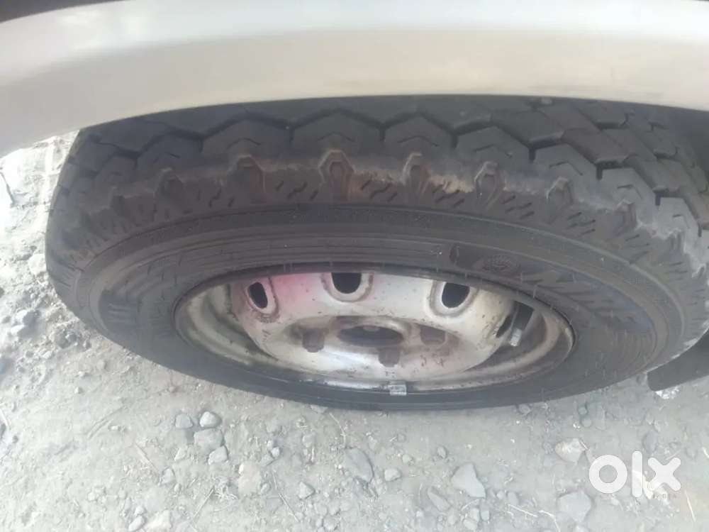 Maruti Suzuki Omni 2010