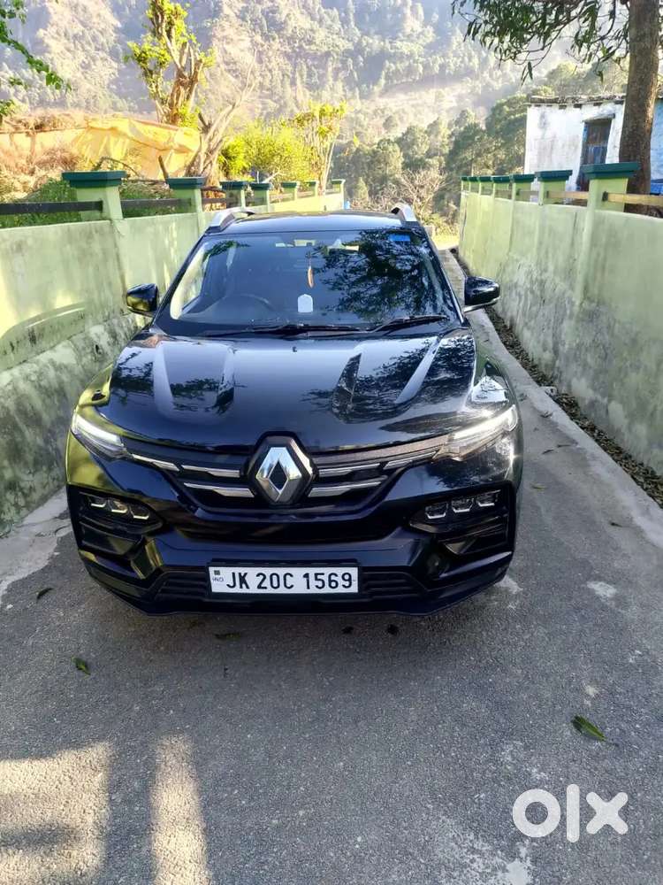 Mahindra Renault Logan 2023 Petrol 22000 Km Driven