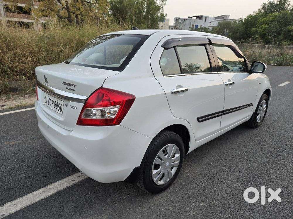 Maruti Suzuki Swift Dzire Vxi Optional, 2016, Petrol