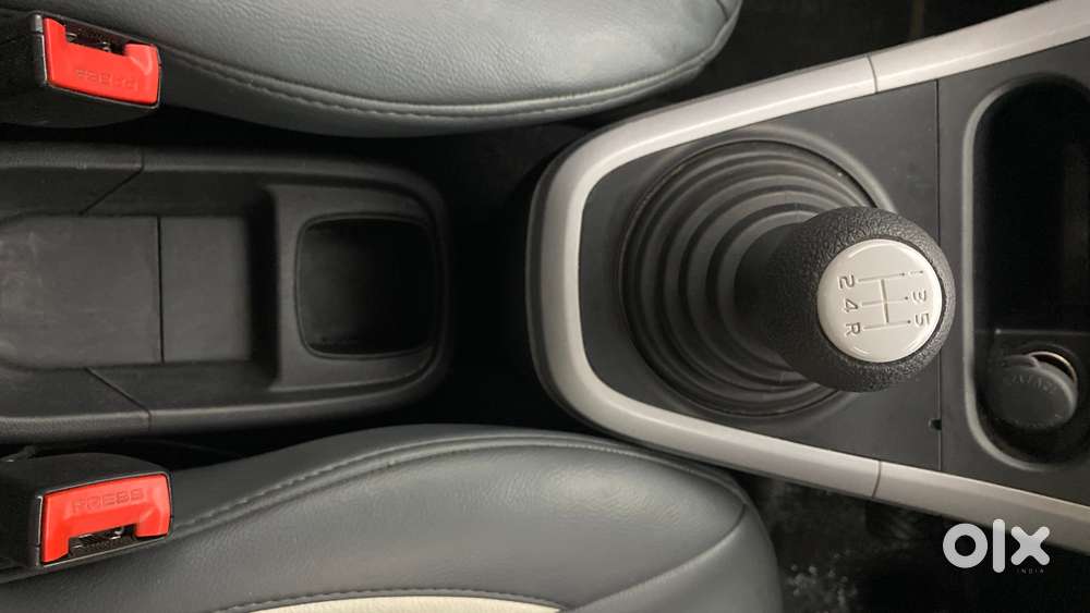 Maruti Suzuki Ritz Vxi, 2013, Petrol