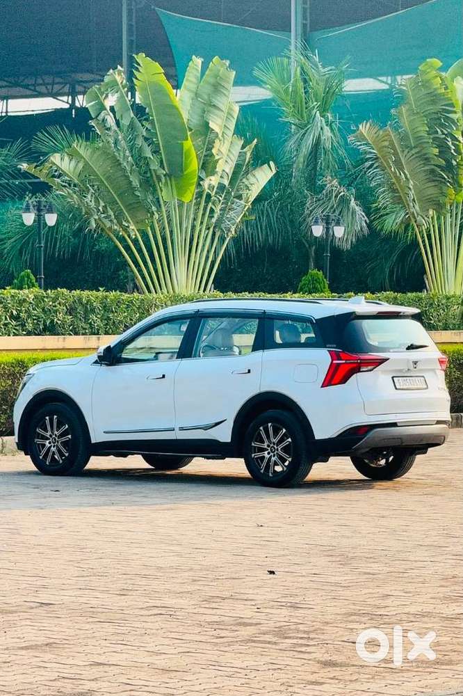 Mahindra Xuv700 2.2 Ax 7 Diesel At Str, 2022, Diesel