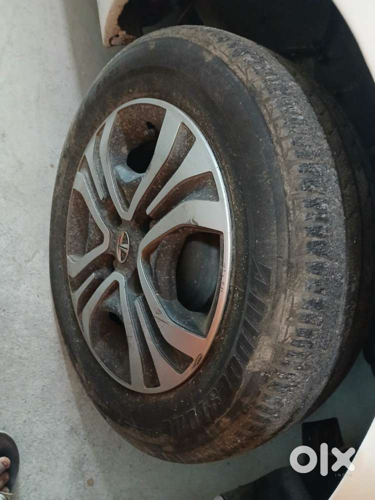 Tata Tiago 1.2 Revotron Xza, 2019, Petrol