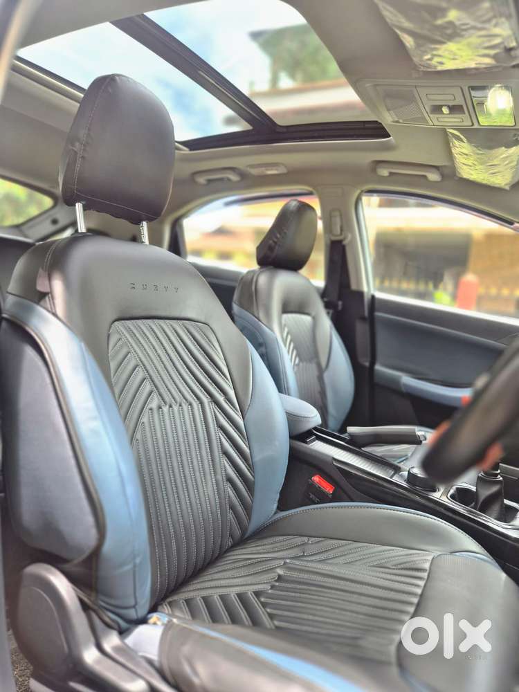 Tata Curvv Creative Plus S 1.2 Revotron Petrol 7dca, 2024, Petrol