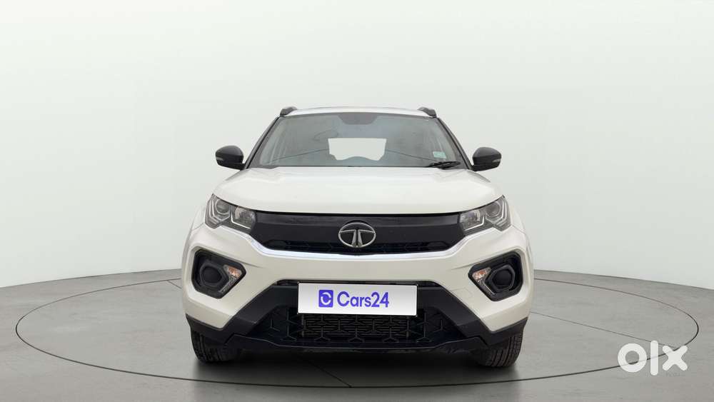 Tata Nexon 1.2 Revotron Xm (s), 2023, Petrol