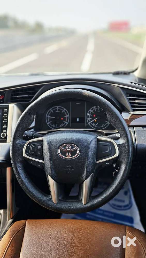 Toyota Innova Crysta