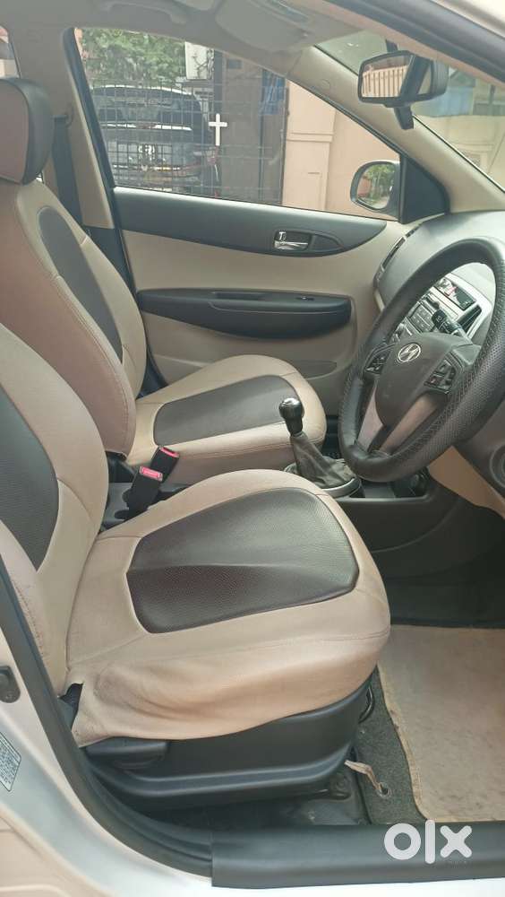 Hyundai I20 Petrol Era, 2014, Petrol