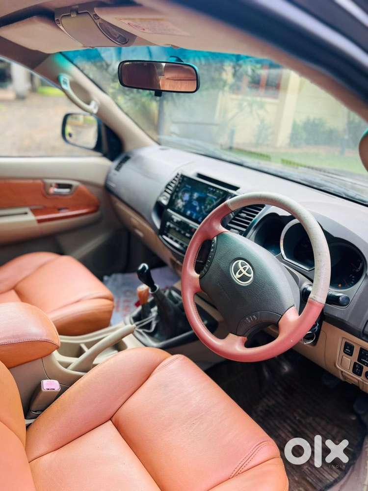 Toyota Fortuner 3.0 4x4 Manual, 2010, Diesel