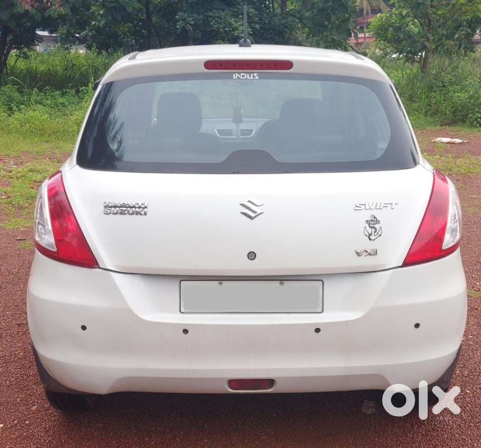 Maruti Suzuki Swift Vxi 1.2 Abs Bs-iv, 2017, Petrol