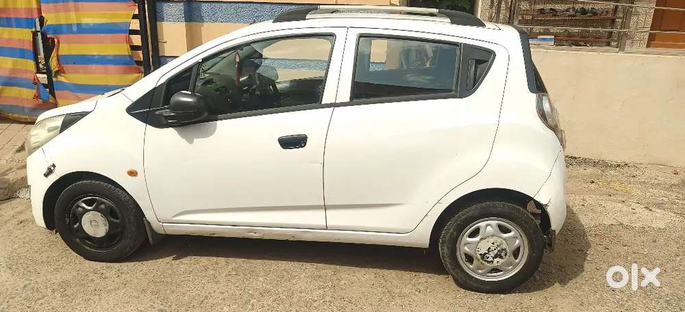 Chevrolet Beat Petrol 2011