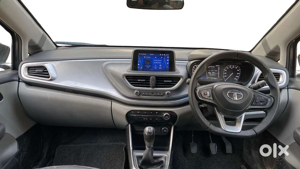 Tata Altroz Xz, 2020, Petrol