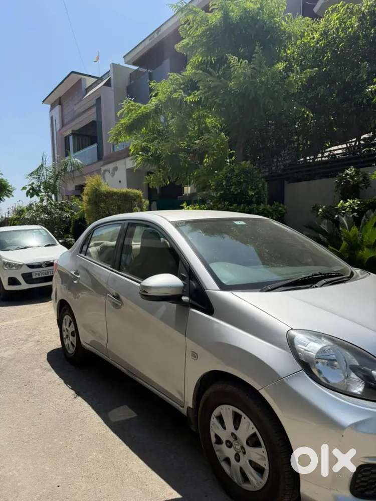 Honda Amaze 2017 Petrol Well Maintained