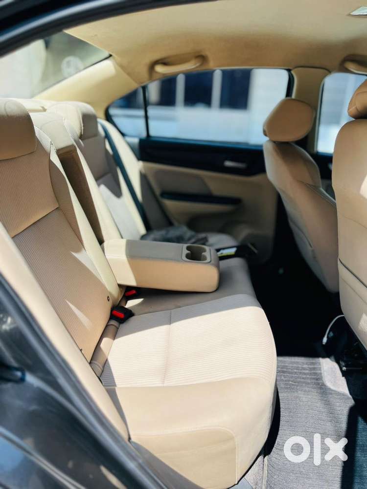 Honda Amaze Vx 1.2 Petrol Cvt, 2022, Petrol