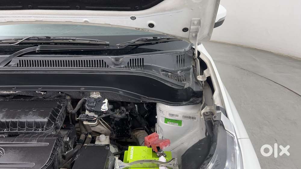 Tata Punch 1.2 Revotron Accomplished Dazzle Pack Amt, 2022, Petrol