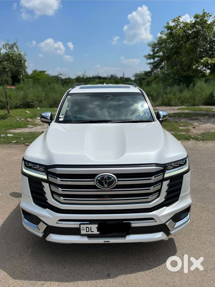 Toyota Land Cruiser Zx Petrol, 2024, Petrol