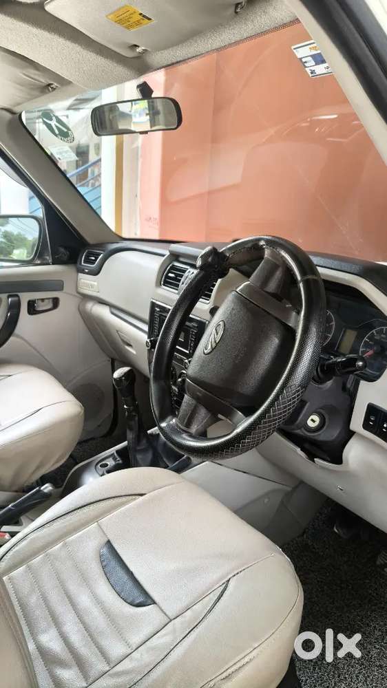 Mahindra Scorpio S6 2014 Diesel Manual