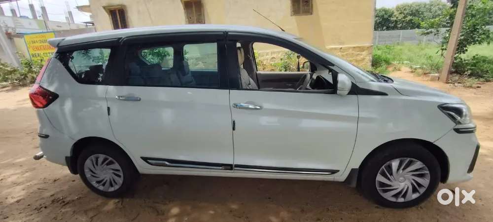 Maruti Suzuki Ertiga 2022 Petrol 135000 Km Driven
