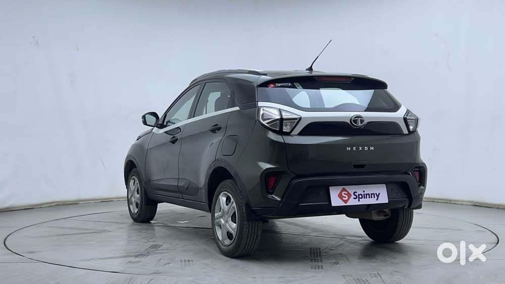 Tata Nexon 1.2 Revotron Xm (s), 2023, Petrol