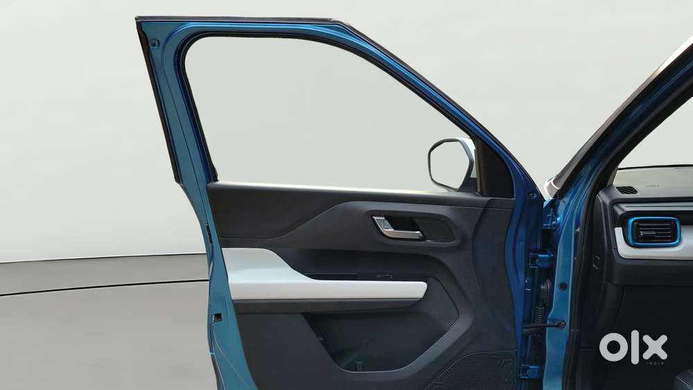 Tata Punch 1.2 Revotron Creative Dual Tone, 2021, Petrol