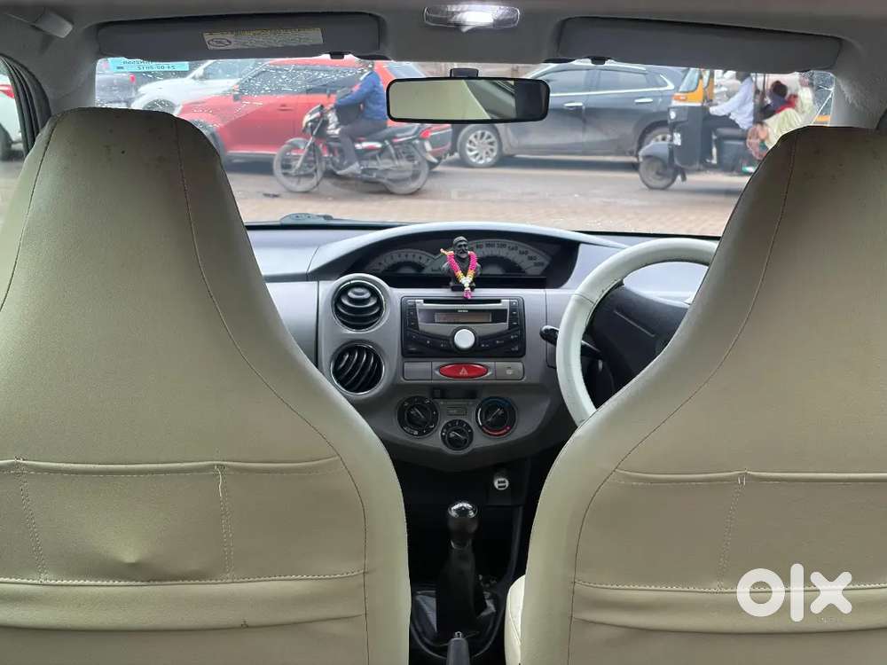 Toyota Etios Liva 2015