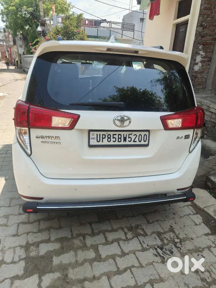 Toyota Innova Crysta 2021