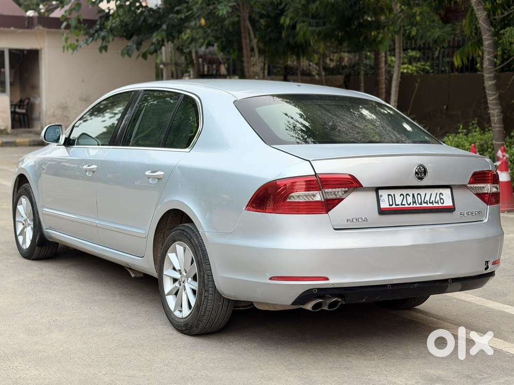 Skoda Superb 1.8 Elegance Tsi At, 2015, Petrol