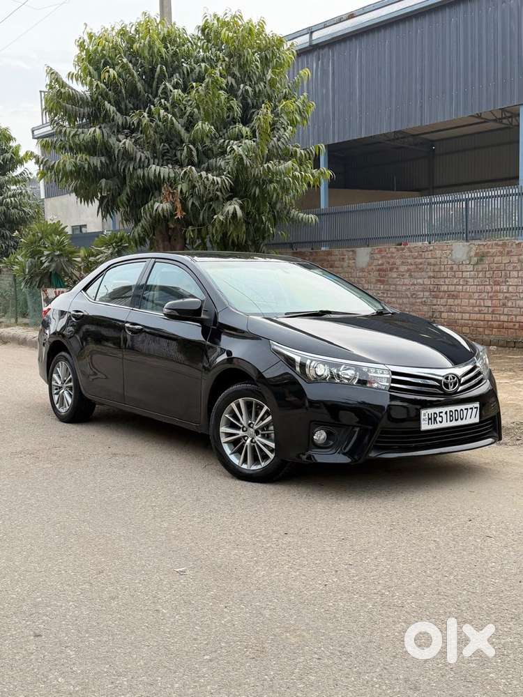 Toyota Corolla Altis 2013-2017 Vl At, 2015, Petrol