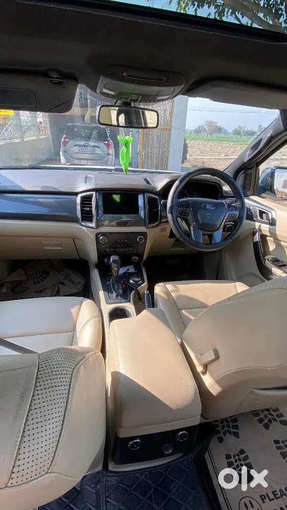 Ford Endeavour 2017 Oct