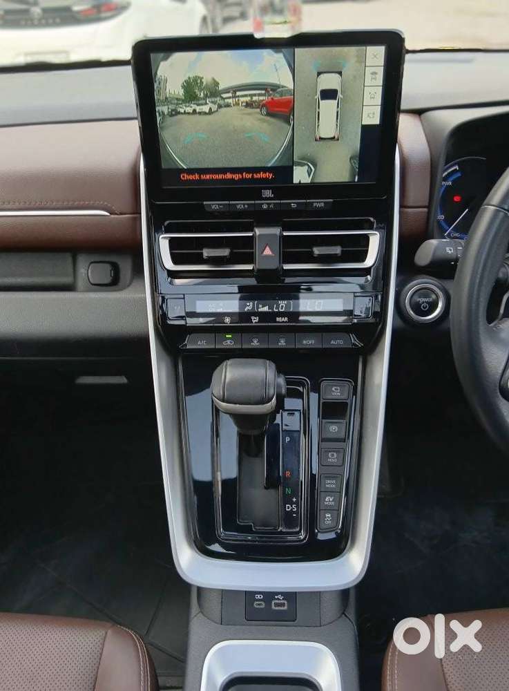 Toyota Innova Hycross 2.0 Zx Hybrid 7 Str, 2023, Petrol