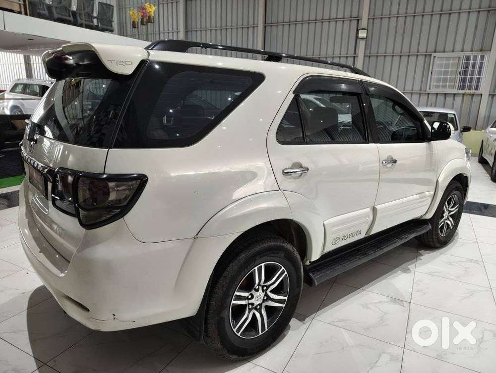 Toyota Fortuner 3.0 4x2 Automatic, 2013, Diesel